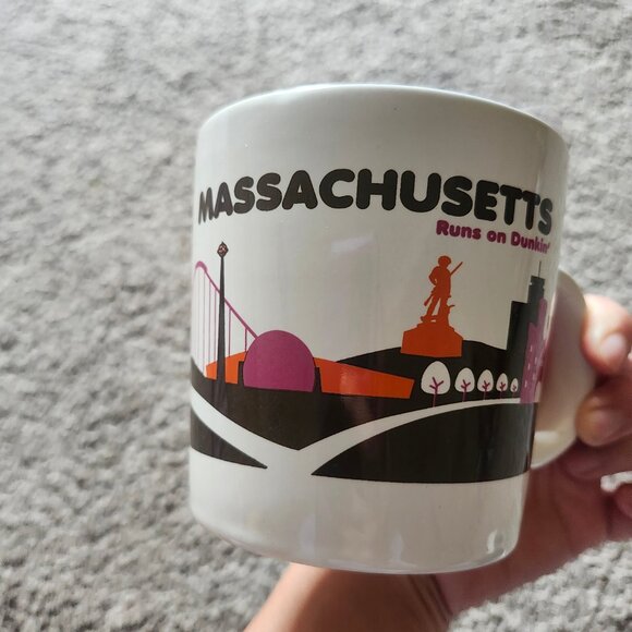 Dunkin’ Donuts 2012 Limited Edition Coffee Mug Massachusetts Runs on Dunkin Cup - Picture 2 of 4